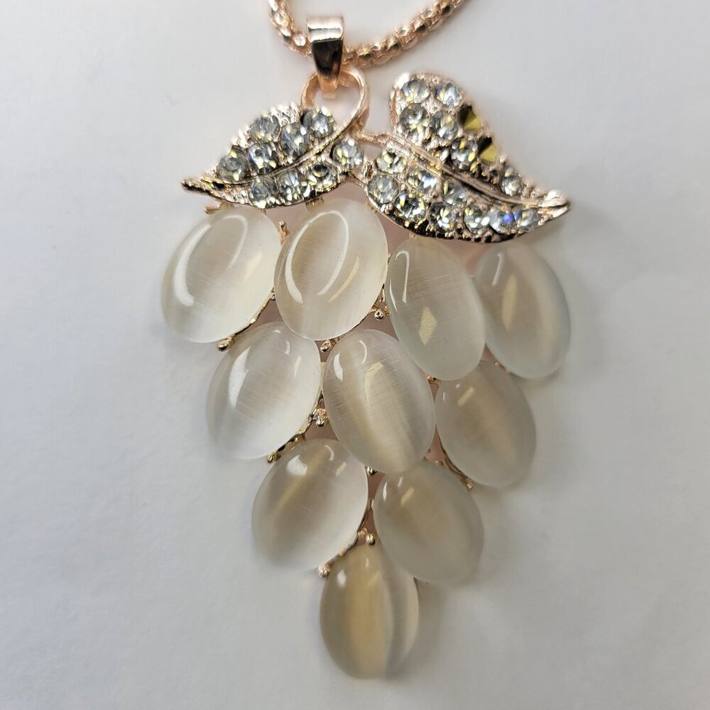 Crystal Grapes Pendant Necklace